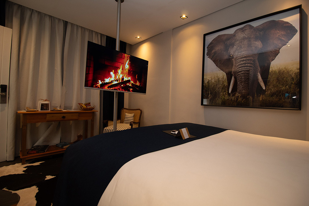 ACOMODAÇÕES NO HOTEL DE LUXO SECRETO LUXURY CAMPOS DO JORDÃO